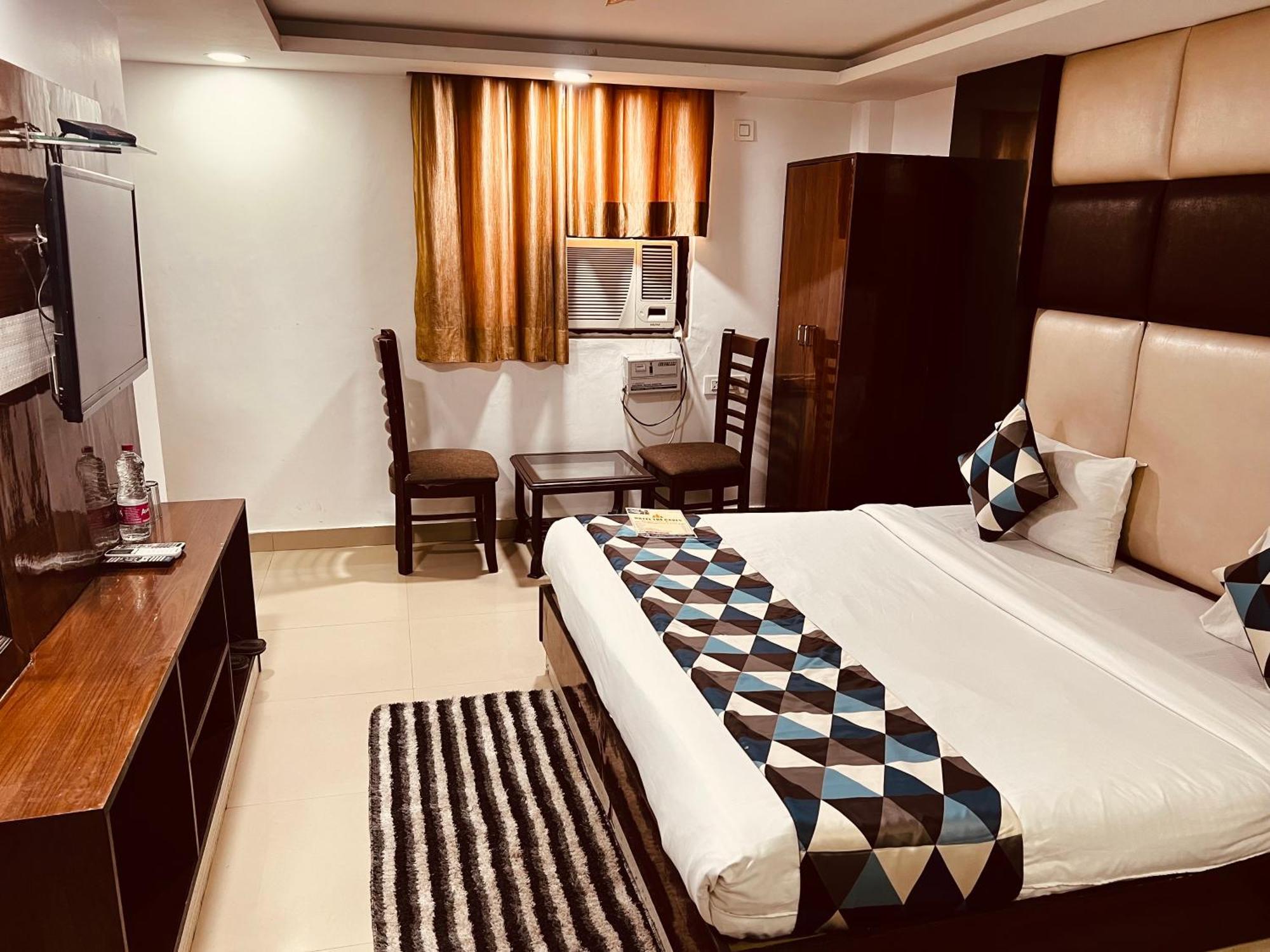 Hotel Marina Near Igi Airport Delhi New Delhi Exteriör bild