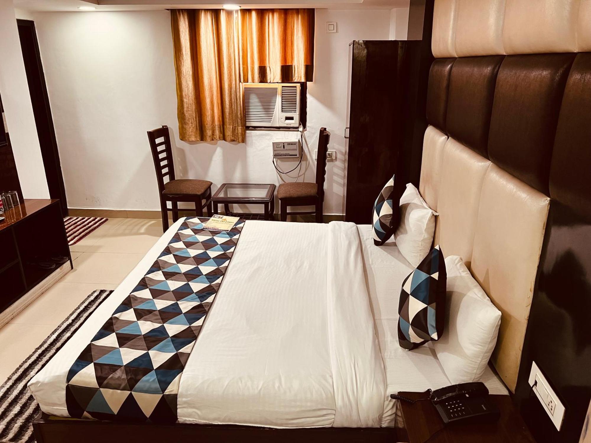 Hotel Marina Near Igi Airport Delhi New Delhi Exteriör bild