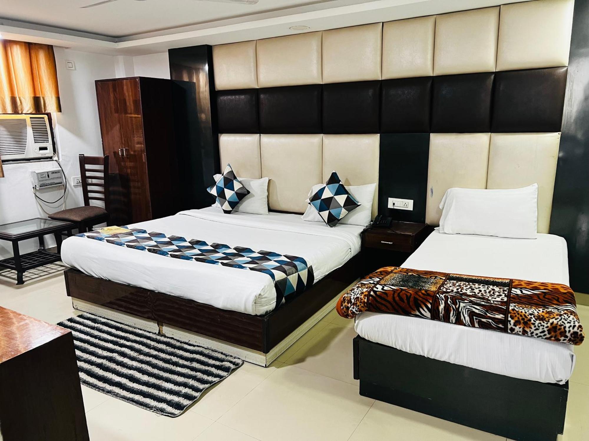 Hotel Marina Near Igi Airport Delhi New Delhi Exteriör bild