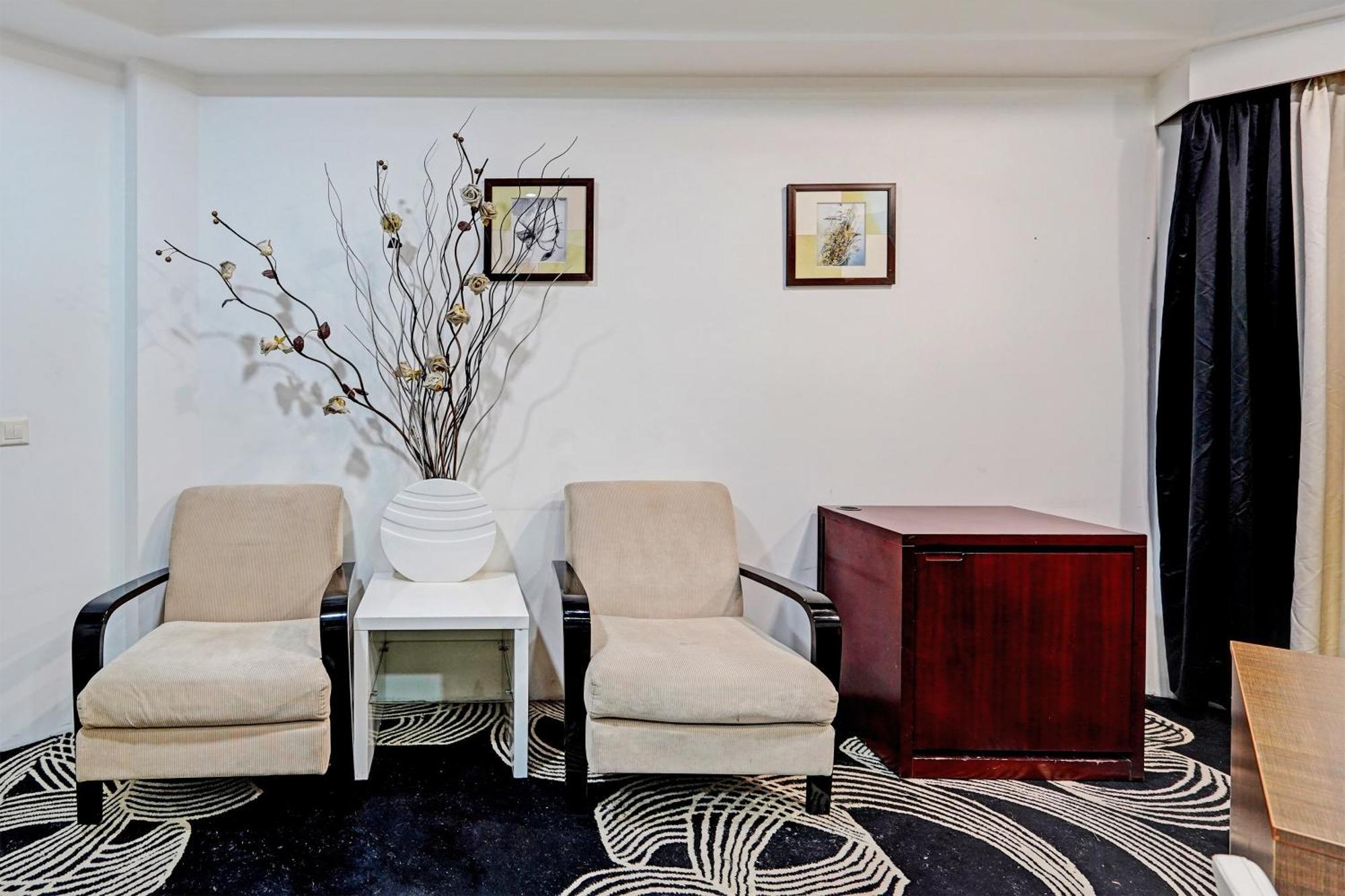 Hotel Marina Near Igi Airport Delhi New Delhi Exteriör bild
